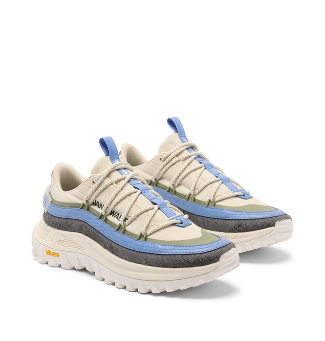 Jane Wade x Sorel Callsign Low