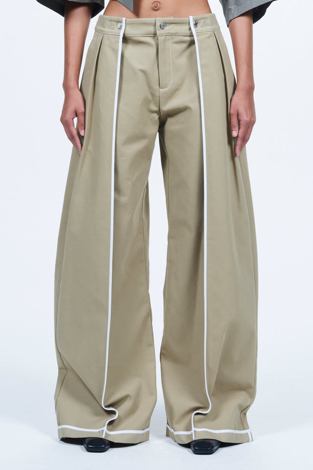 Binding Tuck Pant